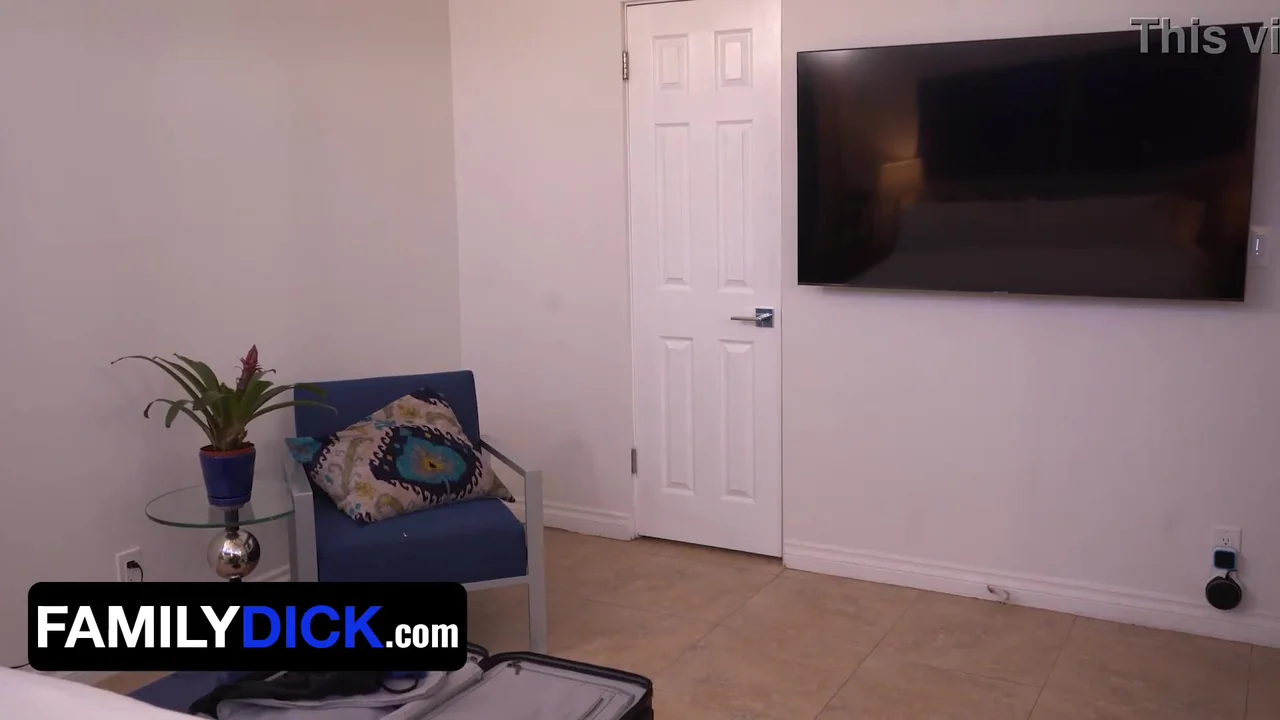 FamilyDick - Naughty Horny Stud Jack Bailey Begs Derek Allen To Fuck And Help Him Cum
